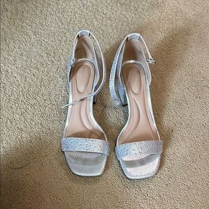 Kelly & Katie Silver Elegant Heels